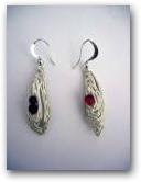 Pendientes-Sangre de mujer  » Click to zoom ->